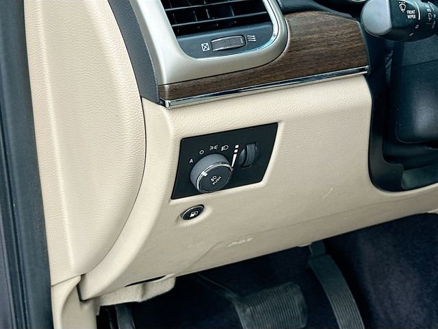 Used 2017 Jeep Grand Cherokee Limited w/ Jeep Active Safety Group image 10