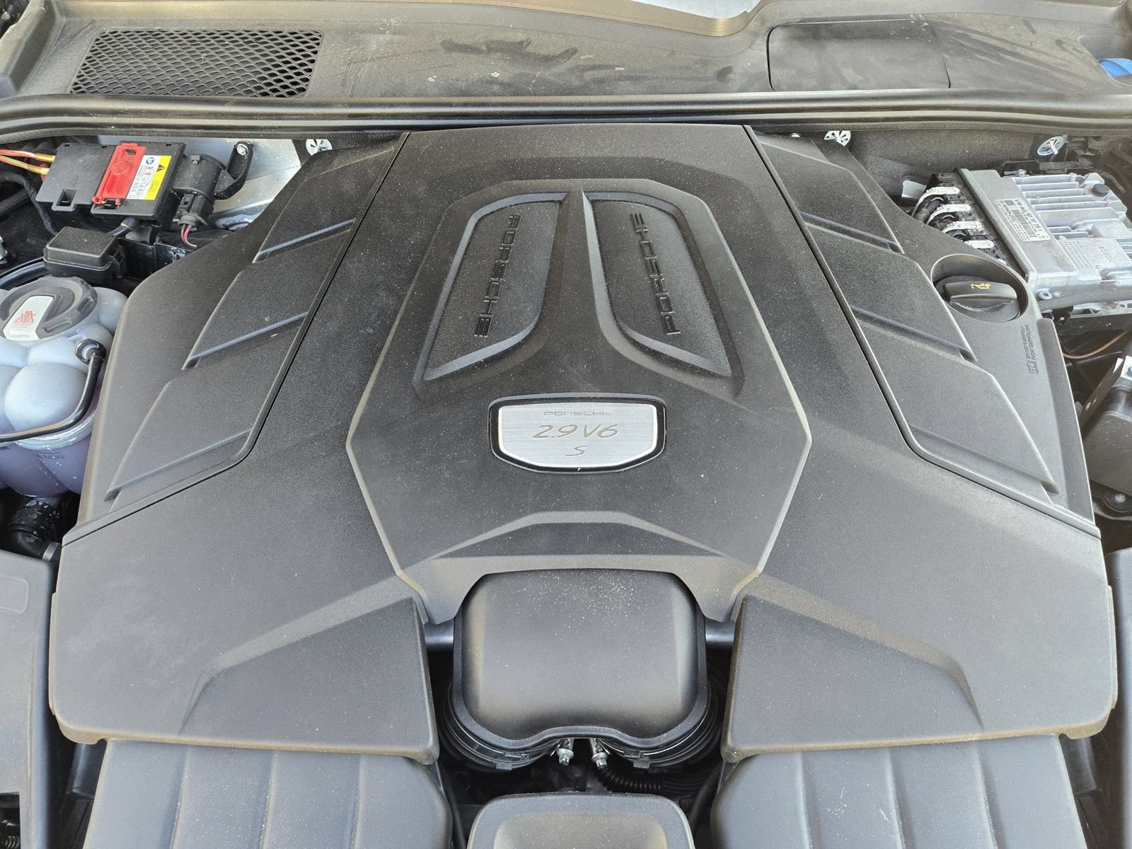Used 2020 Porsche Cayenne S AWD/4WD image 33