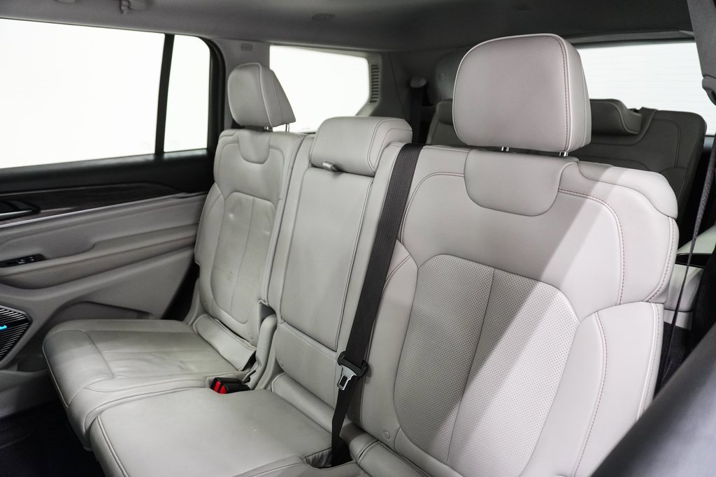 Certified 2022 Jeep Grand Cherokee L Overland w/ MOPAR Finishing Package image 18