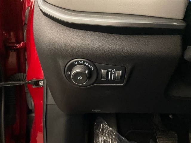 Used 2025 Jeep Compass Limited AWD/4WD image 14