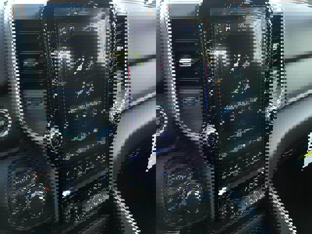 New 2026 RAM 1500 4x4 Crew Cab image 30