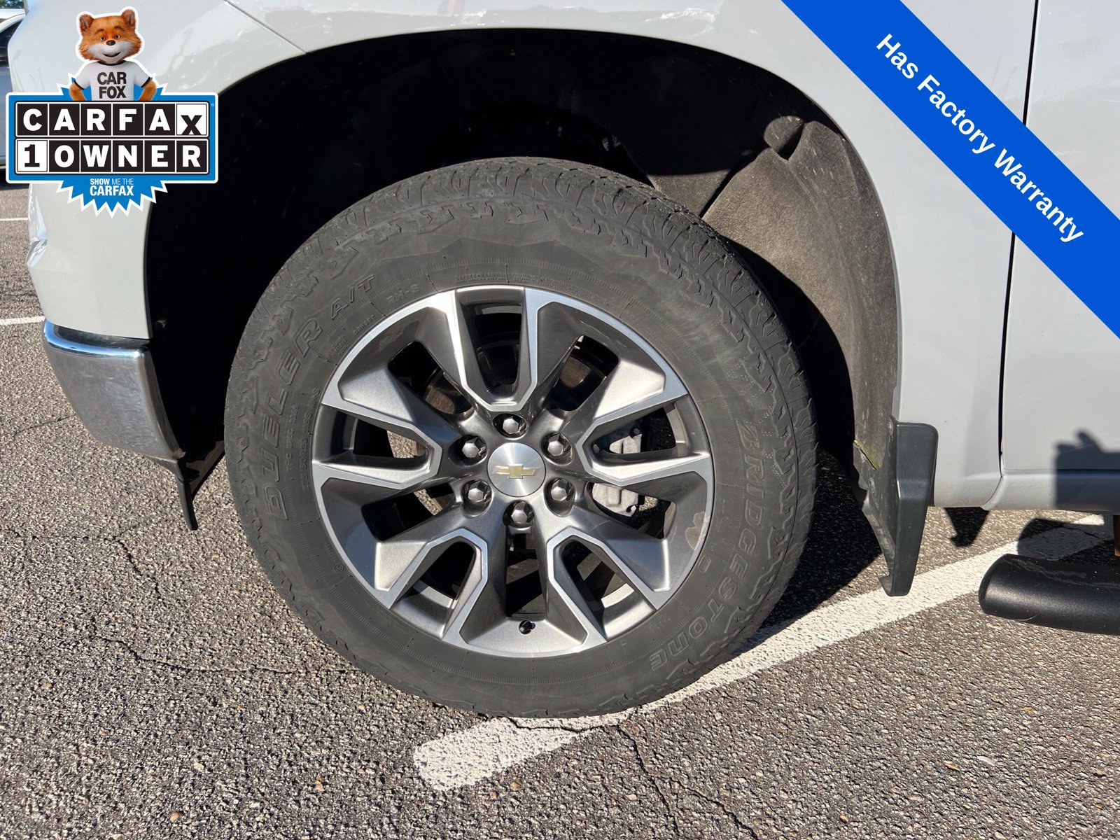 Used 2024 Chevrolet Silverado 1500 LT AWD/4WD image 9