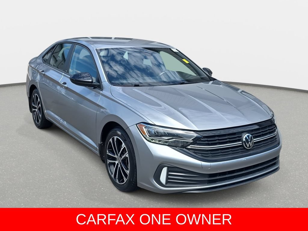Used 2024 Volkswagen Jetta Sport FWD image 3