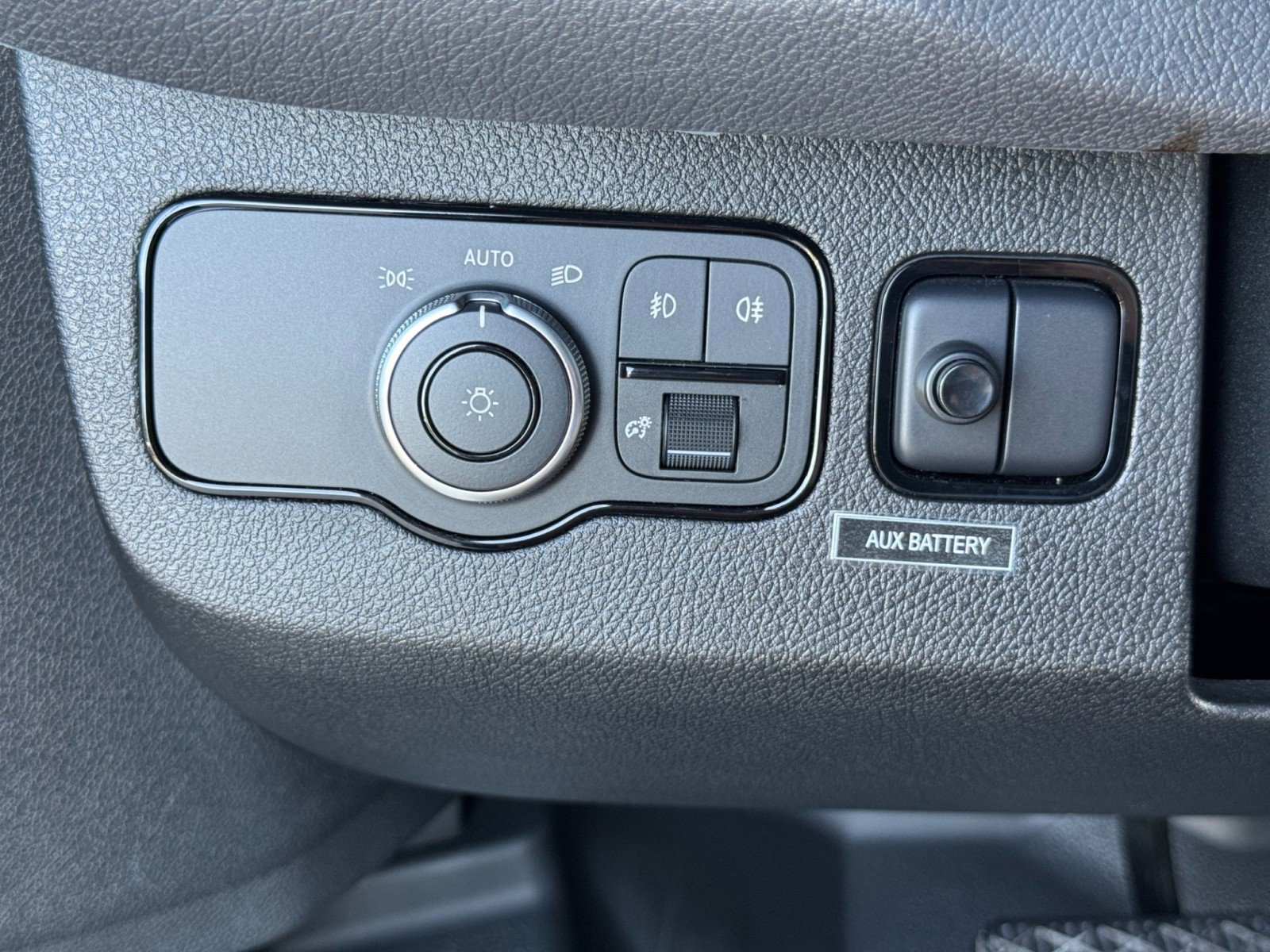 Used 2023 Mercedes-Benz Sprinter 3500 image 19