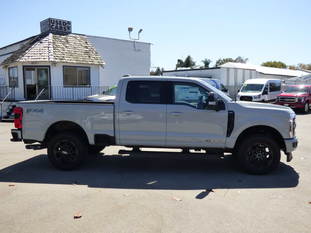 New 2026 Ford F250 Lariat w/ Black Appearance Package AWD/4WD image 2