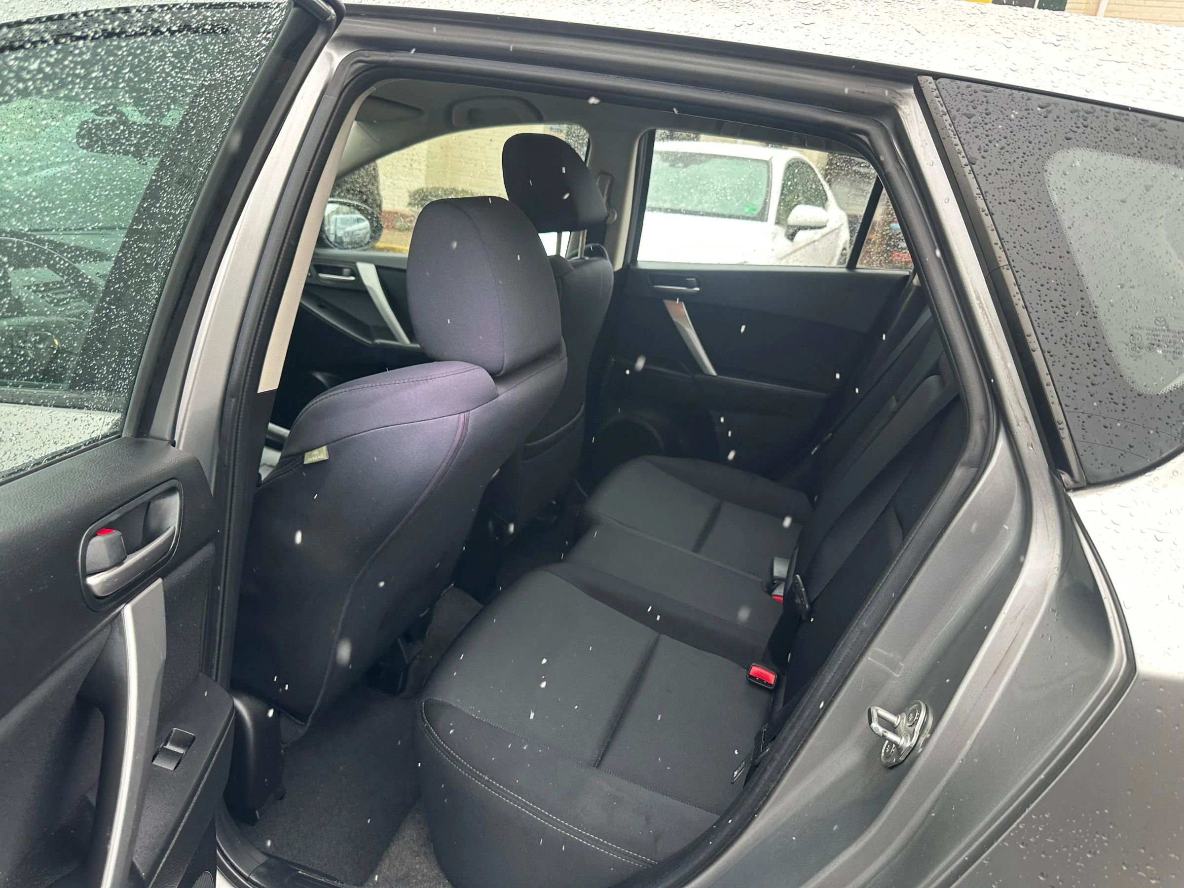 Used 2011 MAZDA MAZDA3 s Sport image 26