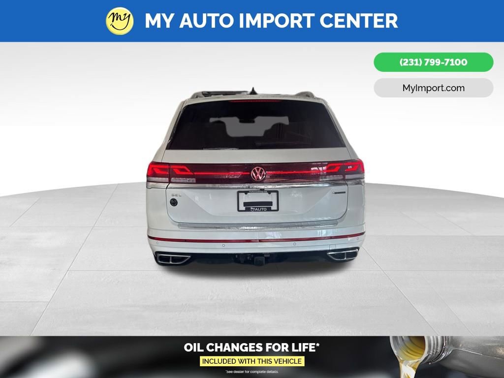 Used 2025 Volkswagen Atlas SEL Premium R-Line image 6