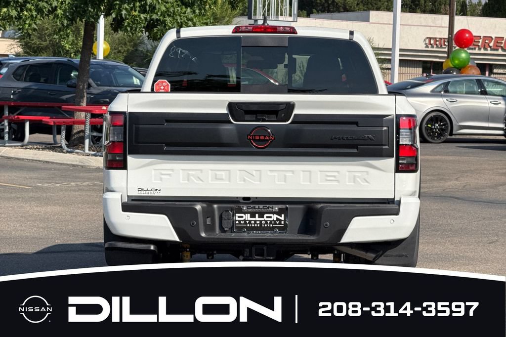 New 2026 Nissan Frontier PRO-4X w/ Tow Package AWD/4WD image 8