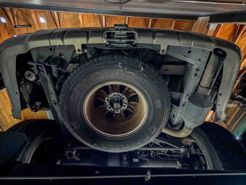 Used 2006 Toyota 4Runner SR5 RWD image 40