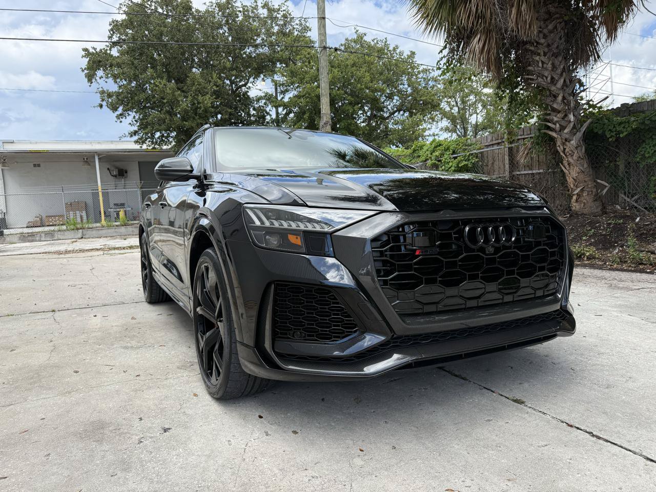 Used 2021 Audi RS Q8 w/ Carbon Optic Package AWD/4WD image 10