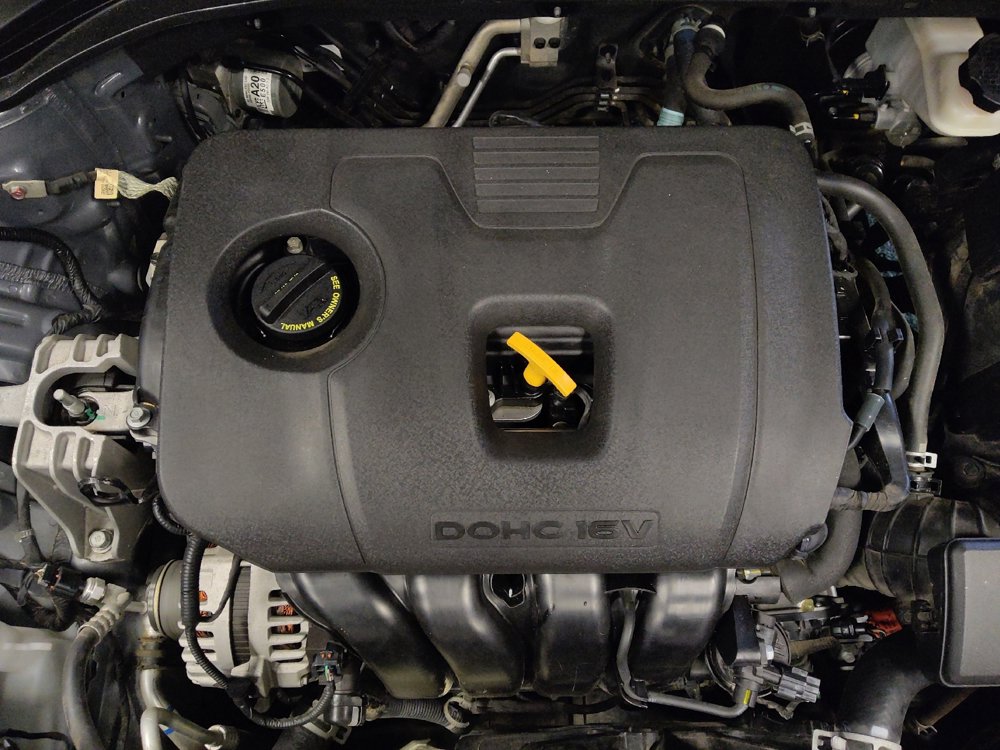 Used 2019 Hyundai Elantra SE w/ Cargo Package image 30