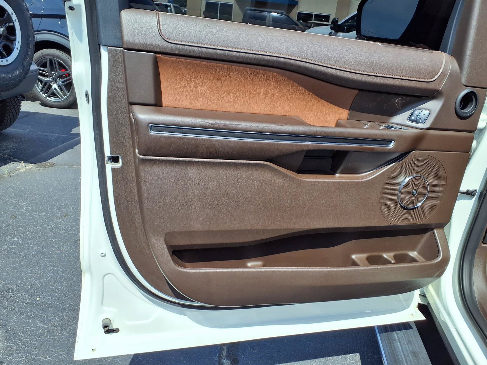 Used 2023 Ford Expedition King Ranch AWD/4WD image 13