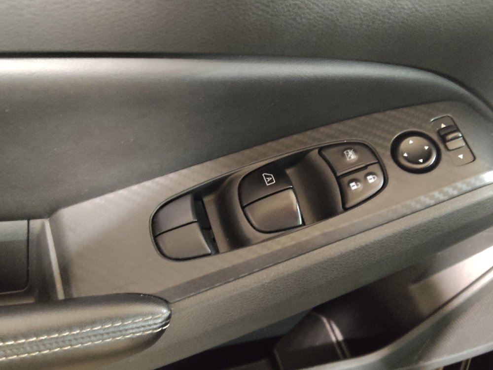 Used 2024 Nissan Altima 2.5 SV image 27