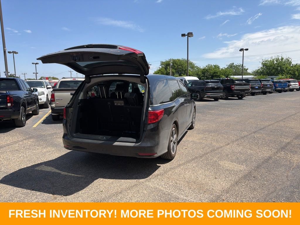 Used 2024 Honda Odyssey Elite image 7