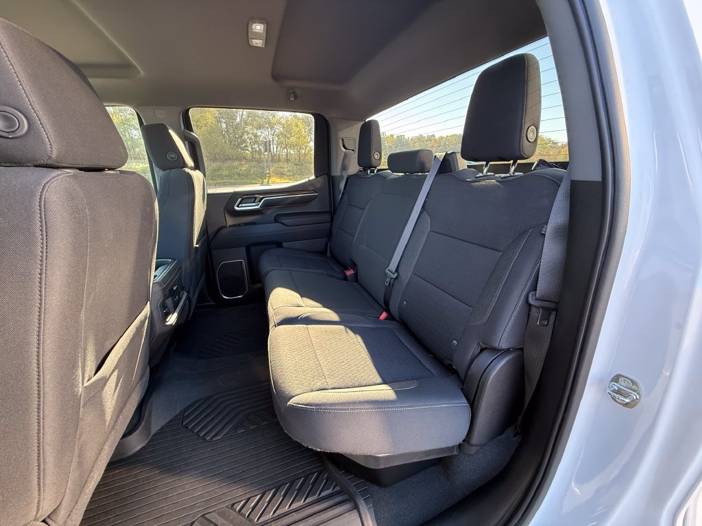 Certified 2022 Chevrolet Silverado 1500 RST w/ Z71 Off-Road Package AWD/4WD image 28