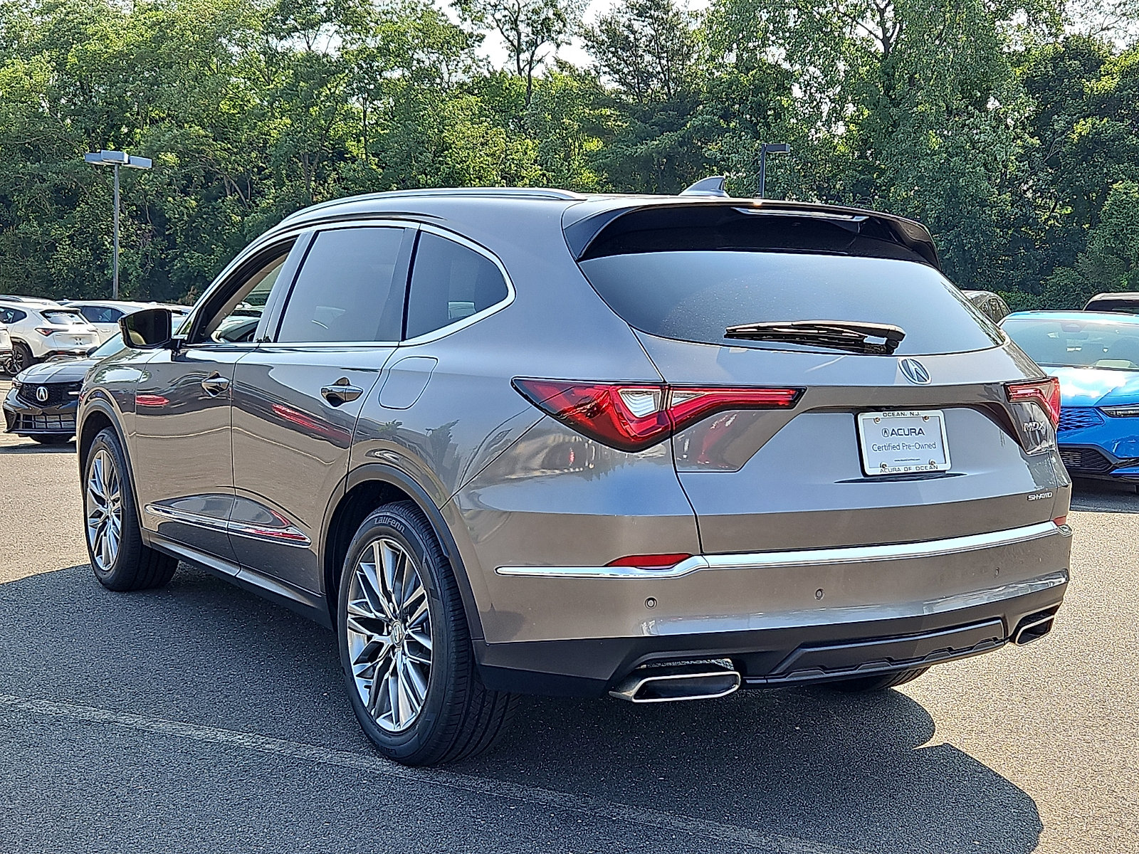 Certified 2023 Acura MDX SH-AWD w/ Advance Package image 5