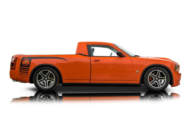 Used 2010 Dodge Charger Police RWD image 2
