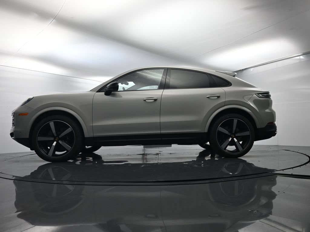 Certified 2026 Porsche Cayenne Coupe AWD/4WD image 48