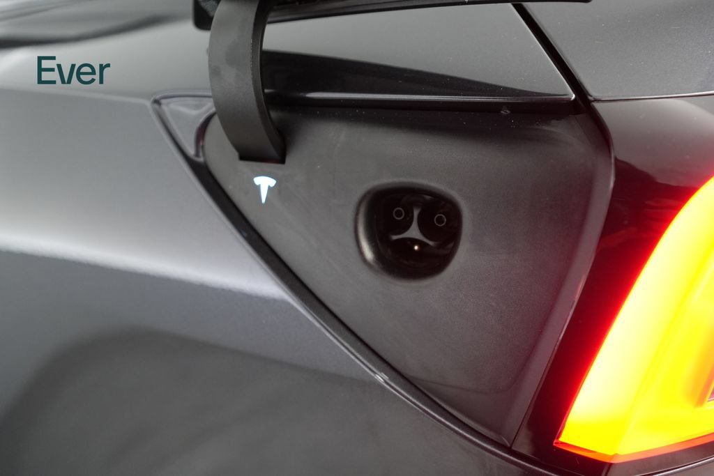 Used 2024 Tesla Model 3 Standard Range RWD image 10