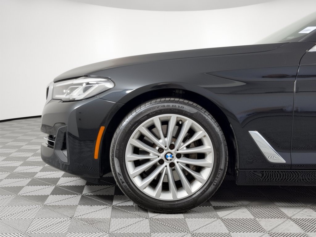 Used 2023 BMW 530i w/ Premium Package RWD image 13