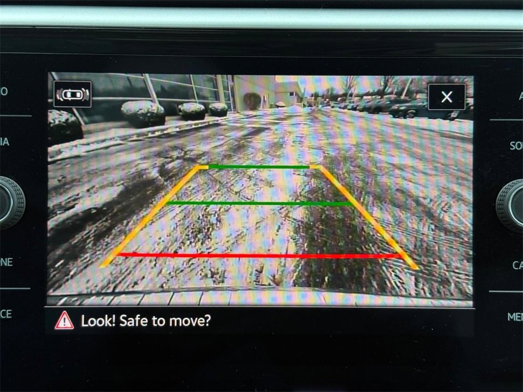 Certified 2023 Volkswagen Atlas SE image 20