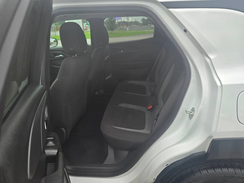 Used 2022 Chevrolet TrailBlazer LT FWD image 8