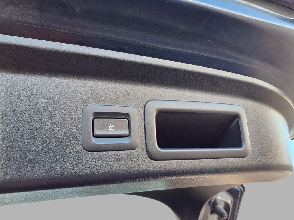 Used 2025 MAZDA CX-30 AWD 2.5 S w/ Preferred Package image 27