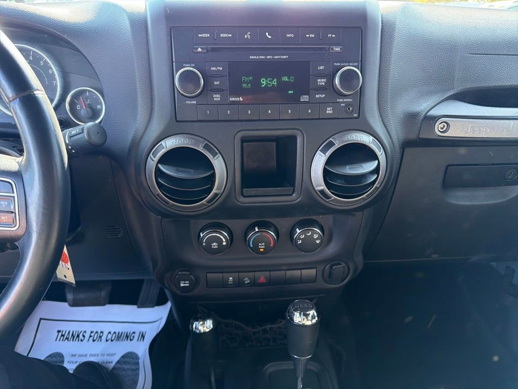 Used 2015 Jeep Wrangler Unlimited Sport w/ Connectivity Group image 19