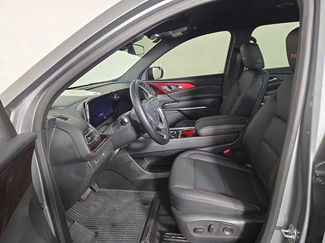 Used 2025 Chevrolet Traverse Z71 w/ Driver Confidence Package AWD/4WD image 14