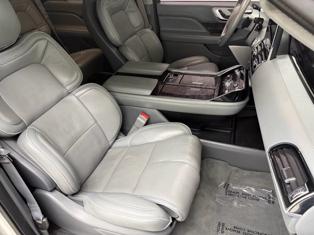 Used 2019 Lincoln Navigator Reserve AWD/4WD image 53