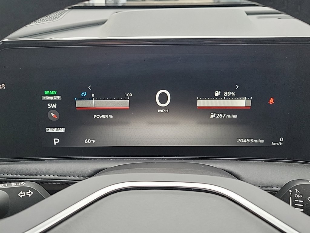 Used 2023 Nissan Ariya AWD image 22