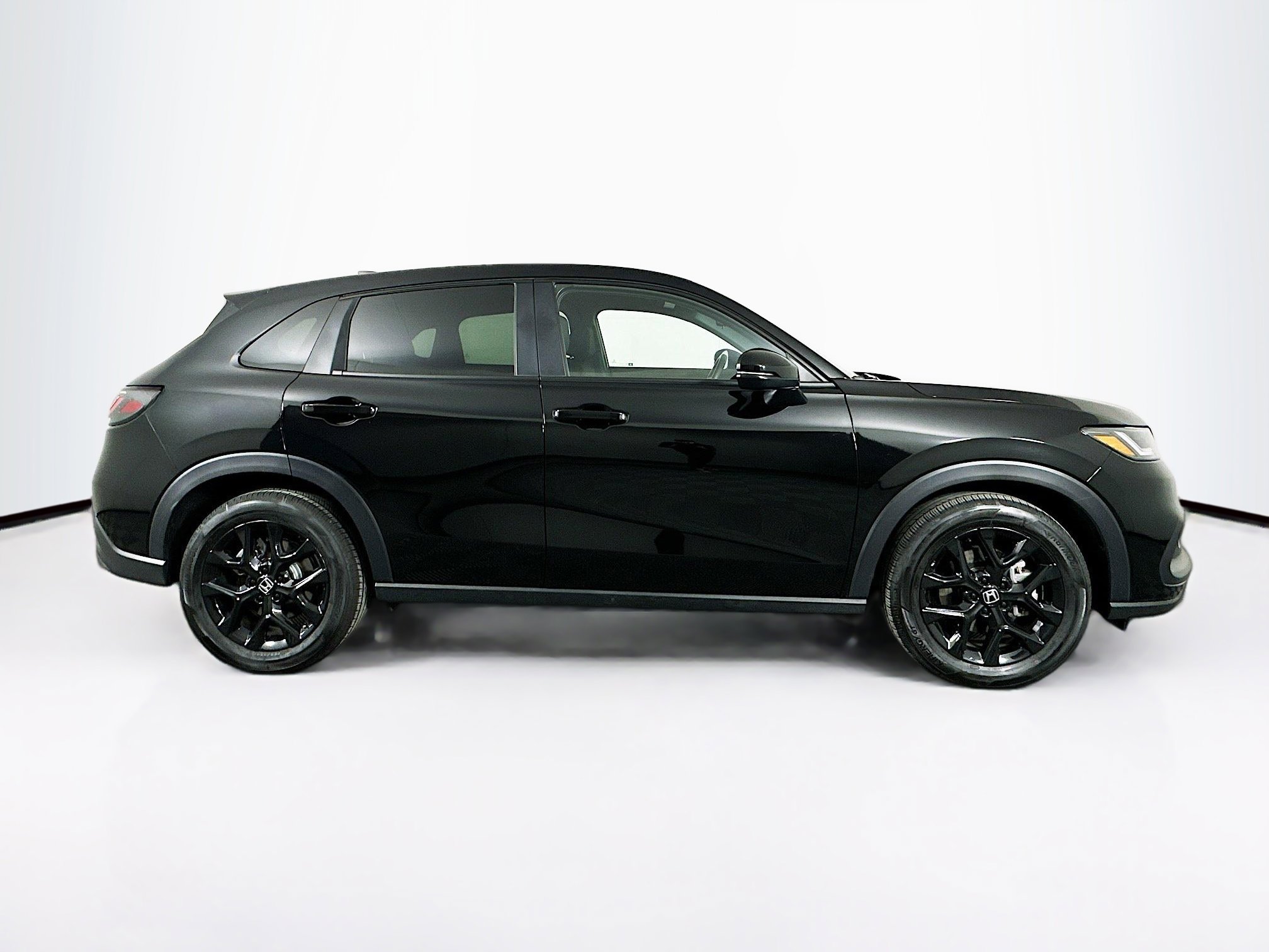 Used 2025 Honda HR-V Sport image 10