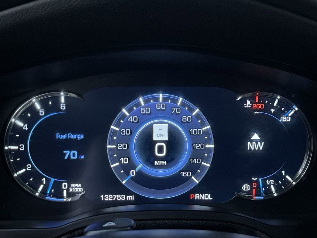 Used 2017 Cadillac Escalade Luxury image 18