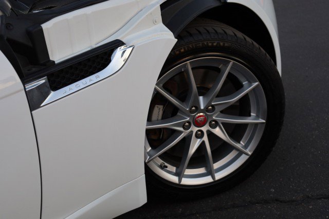 Used 2020 Jaguar F-TYPE Convertible image 54