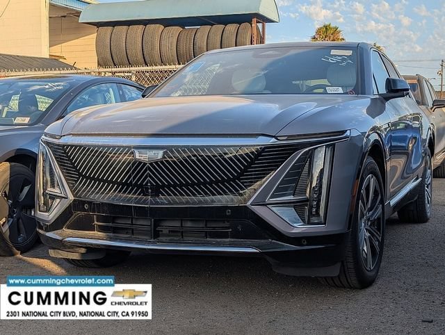 Used 2025 Cadillac Lyriq Luxury AWD/4WD image 1