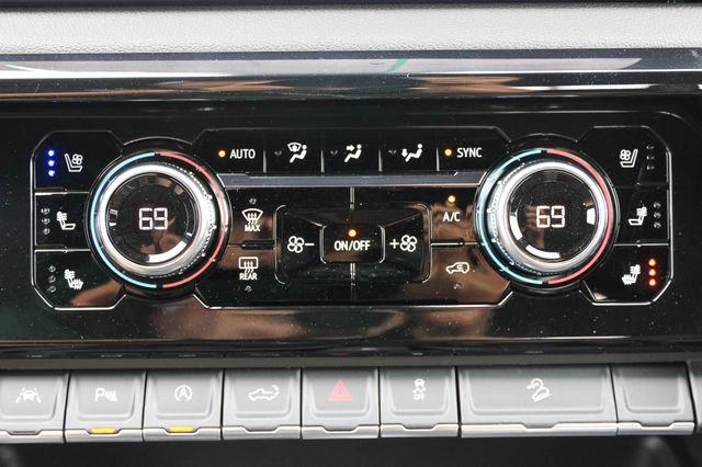 New 2026 GMC Sierra 1500 AT4 w/ Technology Package AWD/4WD image 23