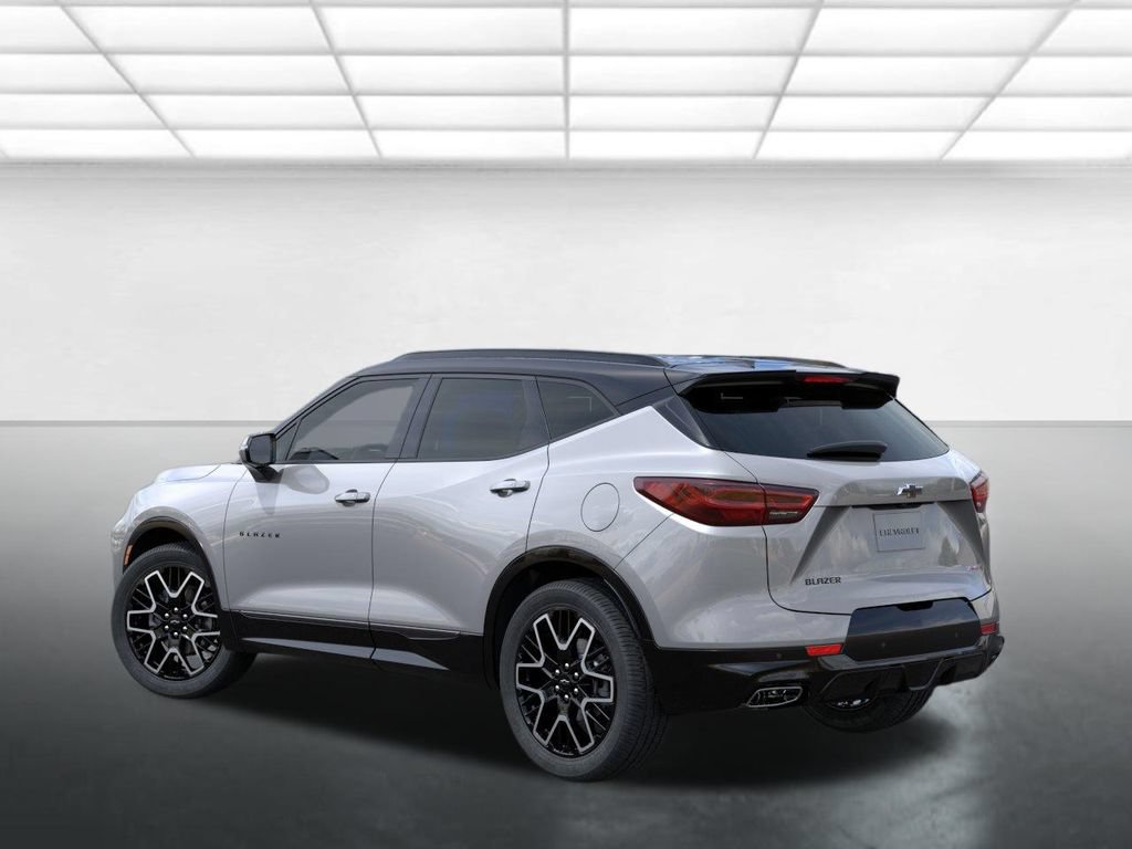 New 2026 Chevrolet Blazer RS w/ Enhanced Convenience Package FWD image 4