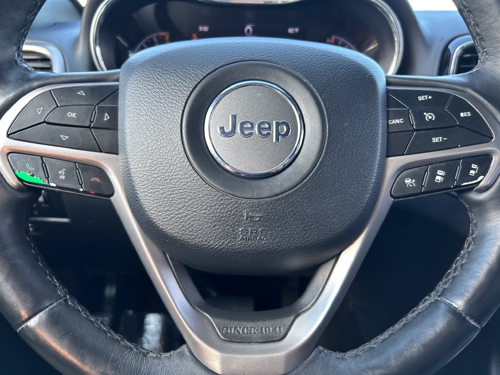 Used 2019 Jeep Grand Cherokee Limited w/ Luxury Group II AWD/4WD image 9