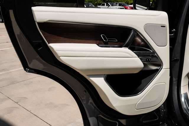 New 2026 Land Rover Range Rover SE AWD/4WD image 58