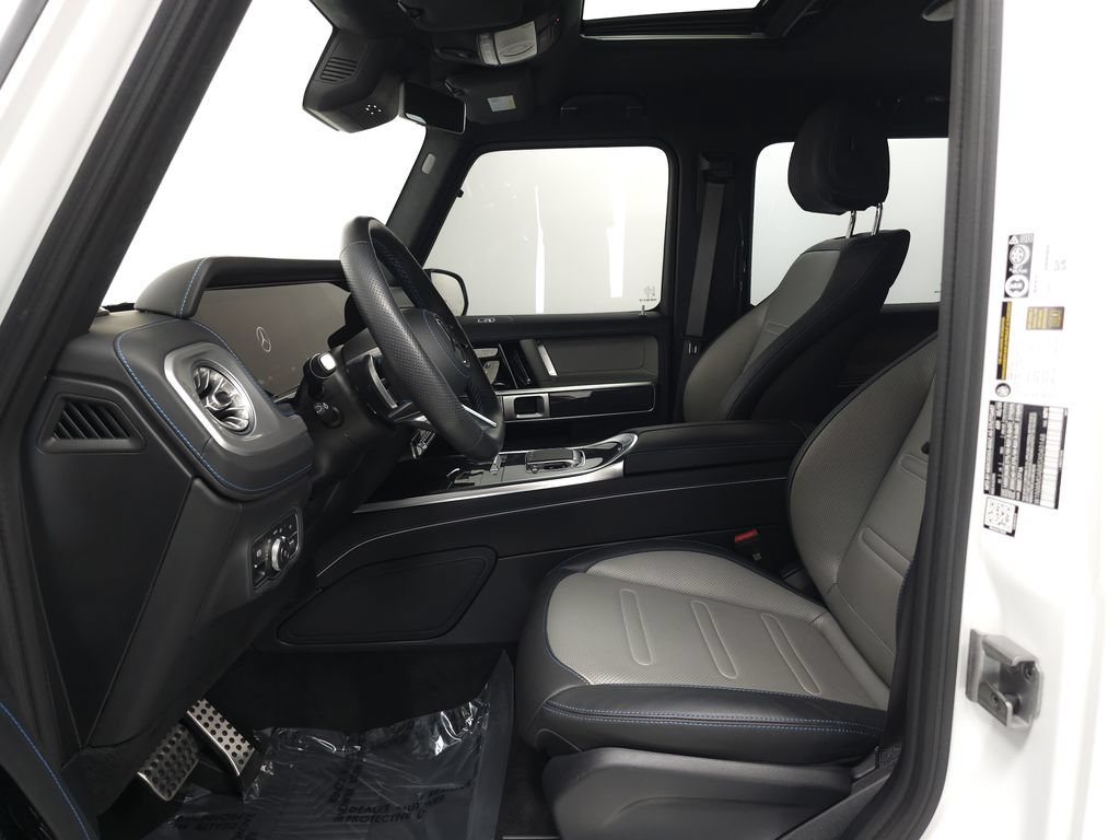 Certified 2025 Mercedes-Benz G 580 w/ EQ Technology image 8