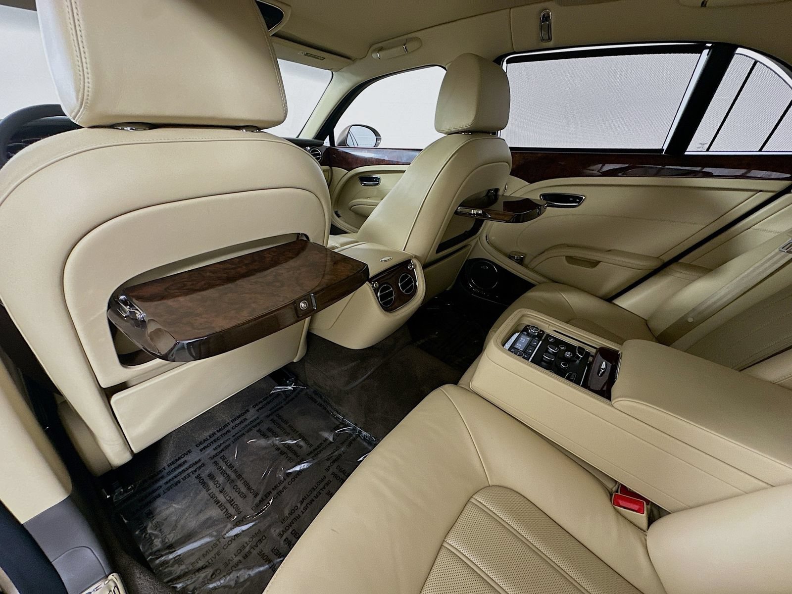 Used 2011 Bentley Mulsanne RWD image 58