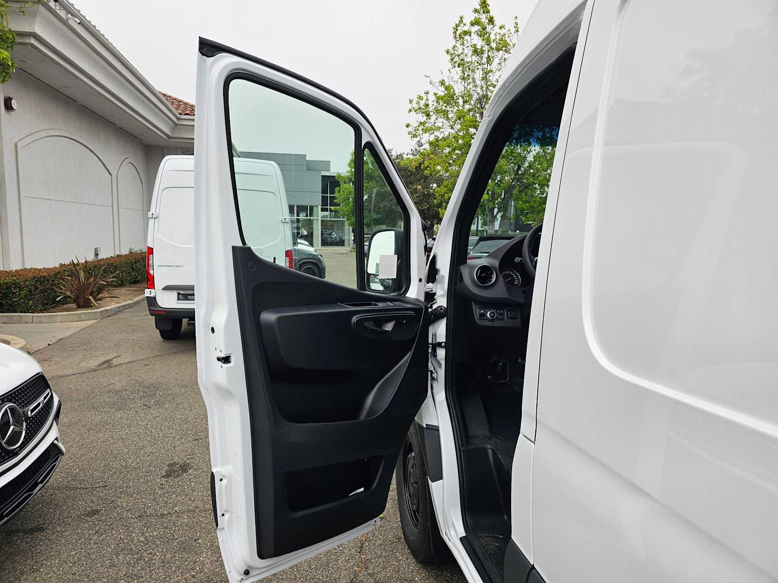 New 2026 Mercedes-Benz Sprinter 2500 image 18