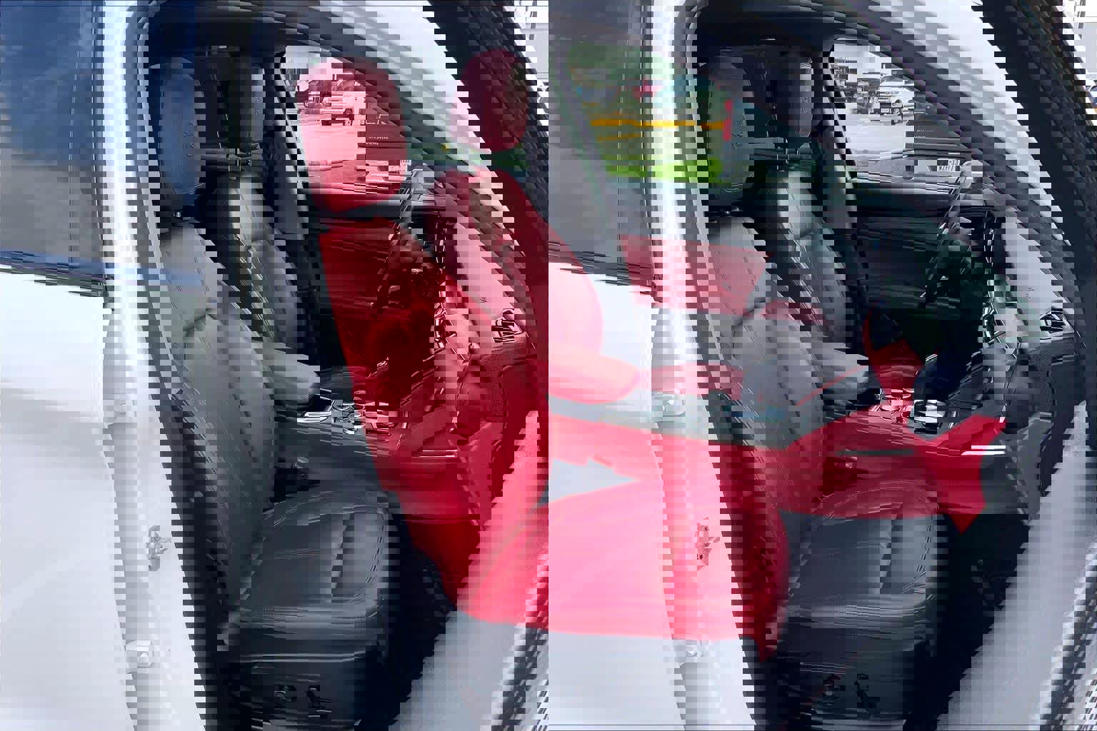 Used 2021 Alfa Romeo Stelvio Ti w/ Nero Edizione image 8