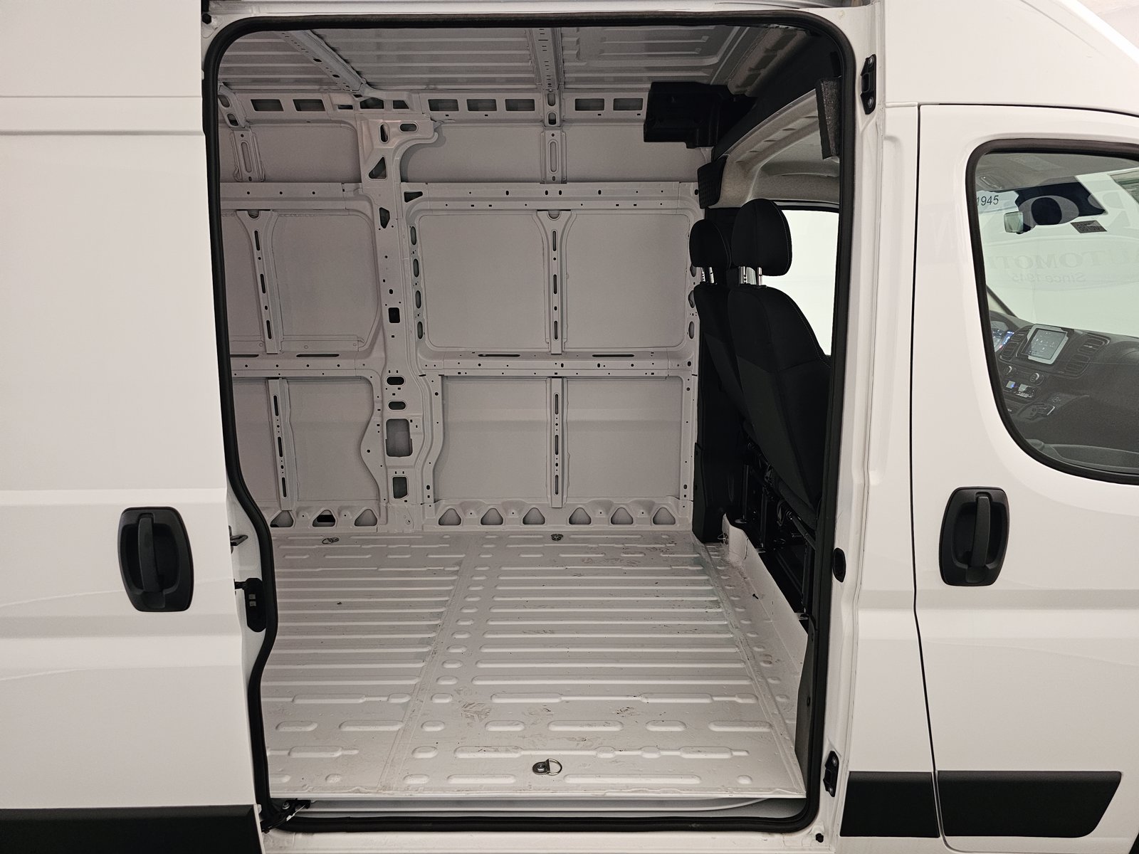 New 2026 RAM ProMaster 3500 FWD image 15