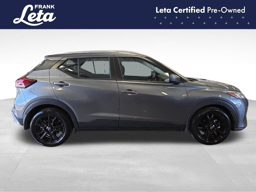 Used 2023 Nissan Kicks SV FWD image 7