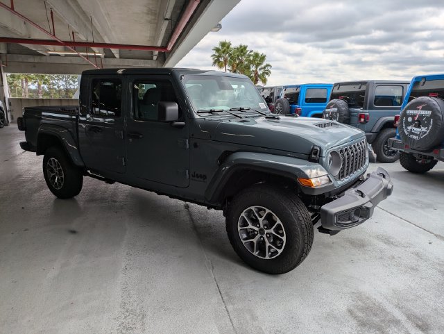 New 2026 Jeep Gladiator Sport AWD/4WD image 2