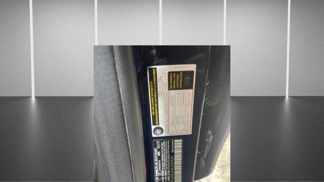 Used 2017 Mercedes-Benz E 300 4MATIC image 23