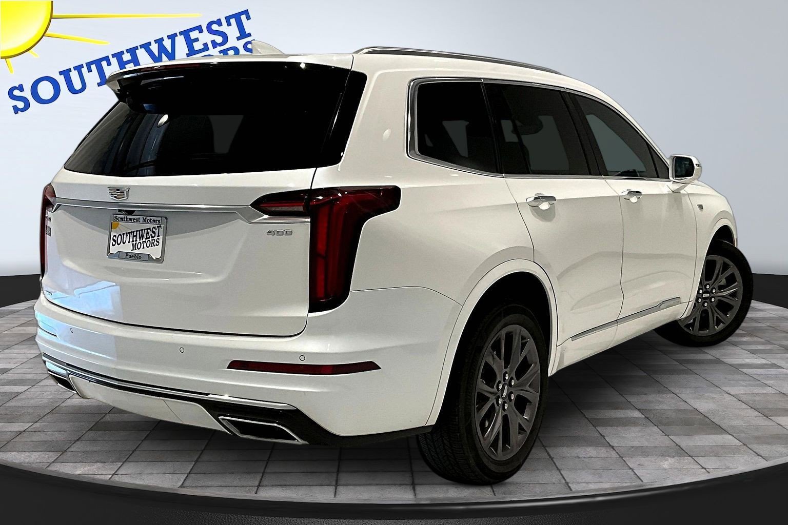 Used 2020 Cadillac XT6 Premium Luxury AWD/4WD image 7