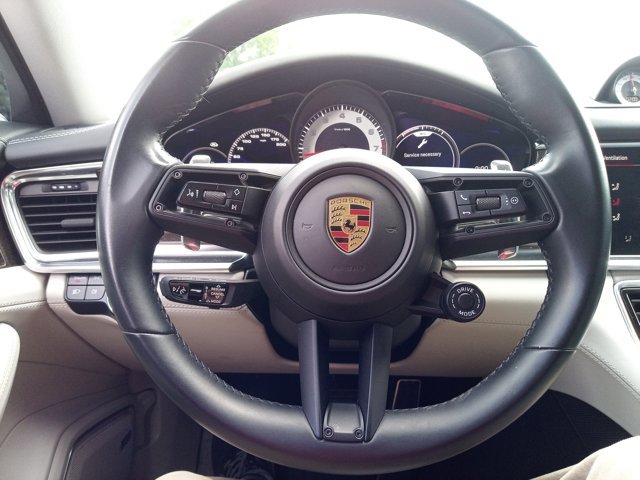 Used 2022 Porsche Panamera 4S AWD/4WD image 16
