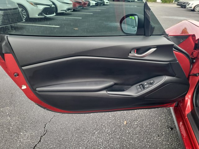 Used 2025 MAZDA MX-5 Miata Sport RWD image 11